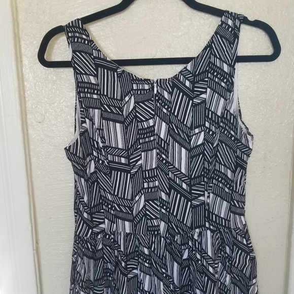 Gap | Midi Abstract Design Dress - Picture 4 of 11